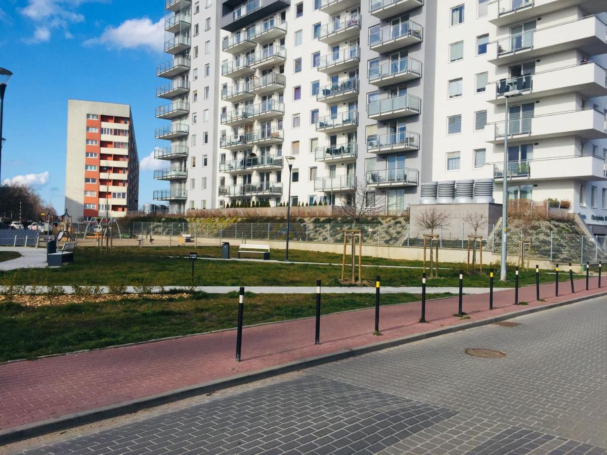 Apartament Sunny Sleeps 4 By The Beach With Garden Patio - Gdansk Przymorze Zewnętrze zdjęcie
